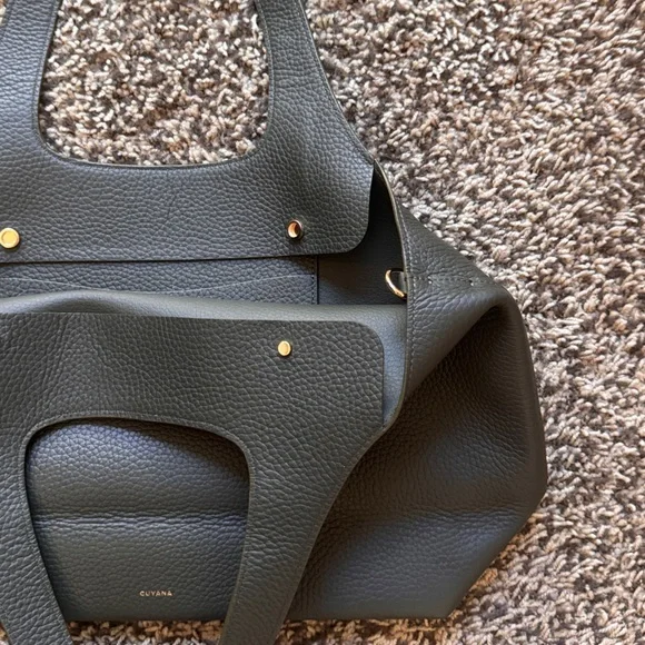 New Cuyana 13” System Tote - Picture 4 of 8